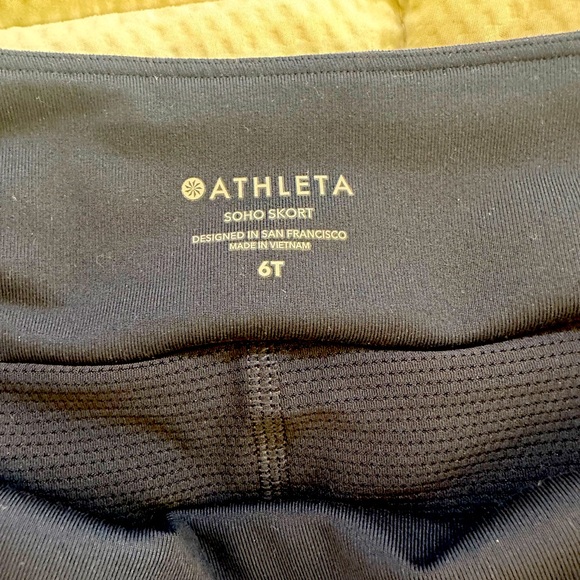 Athleta Soho Scort Navy Blue - Picture 6 of 7